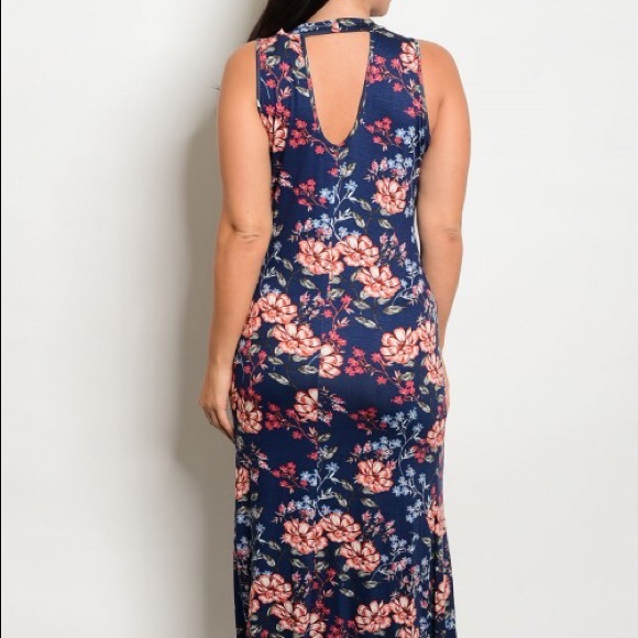 🎉HP🎉FLORAL CHOKER MAXI DRESS - Picture 4 of 4